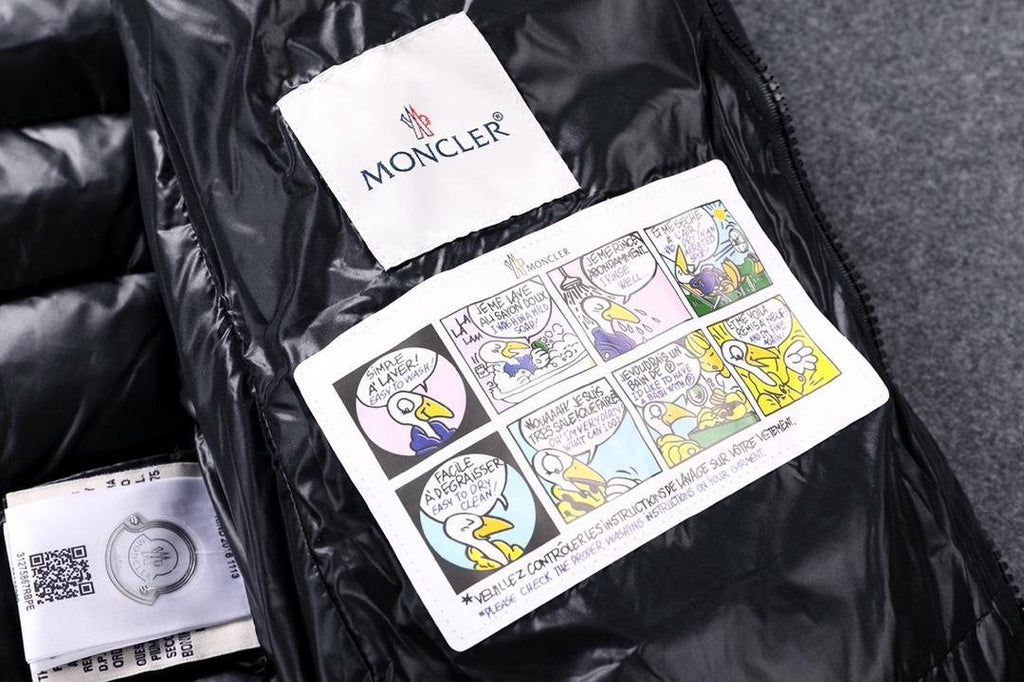 Womem Moncler coat Black Glossy Hooded Puffer Jacket — neck_label