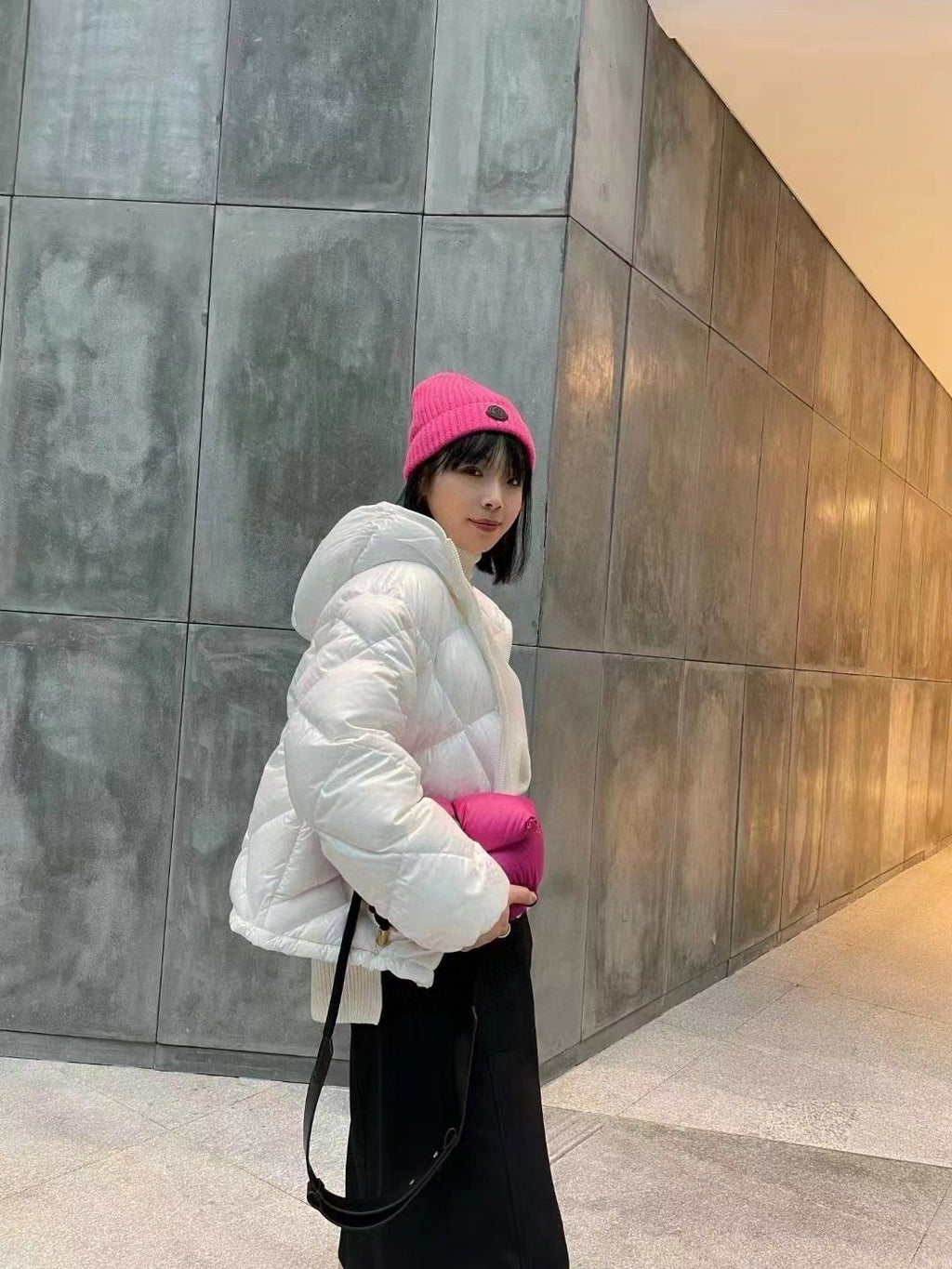 Moncler Women's Hooded Diamond-Quilt Puffer Coat — context