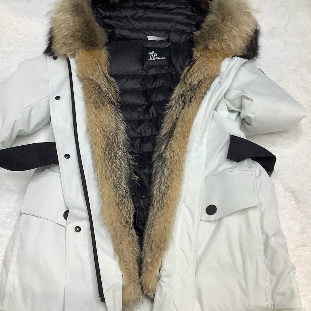 Moncler Belted Fur-Trim Hooded Coat — detail