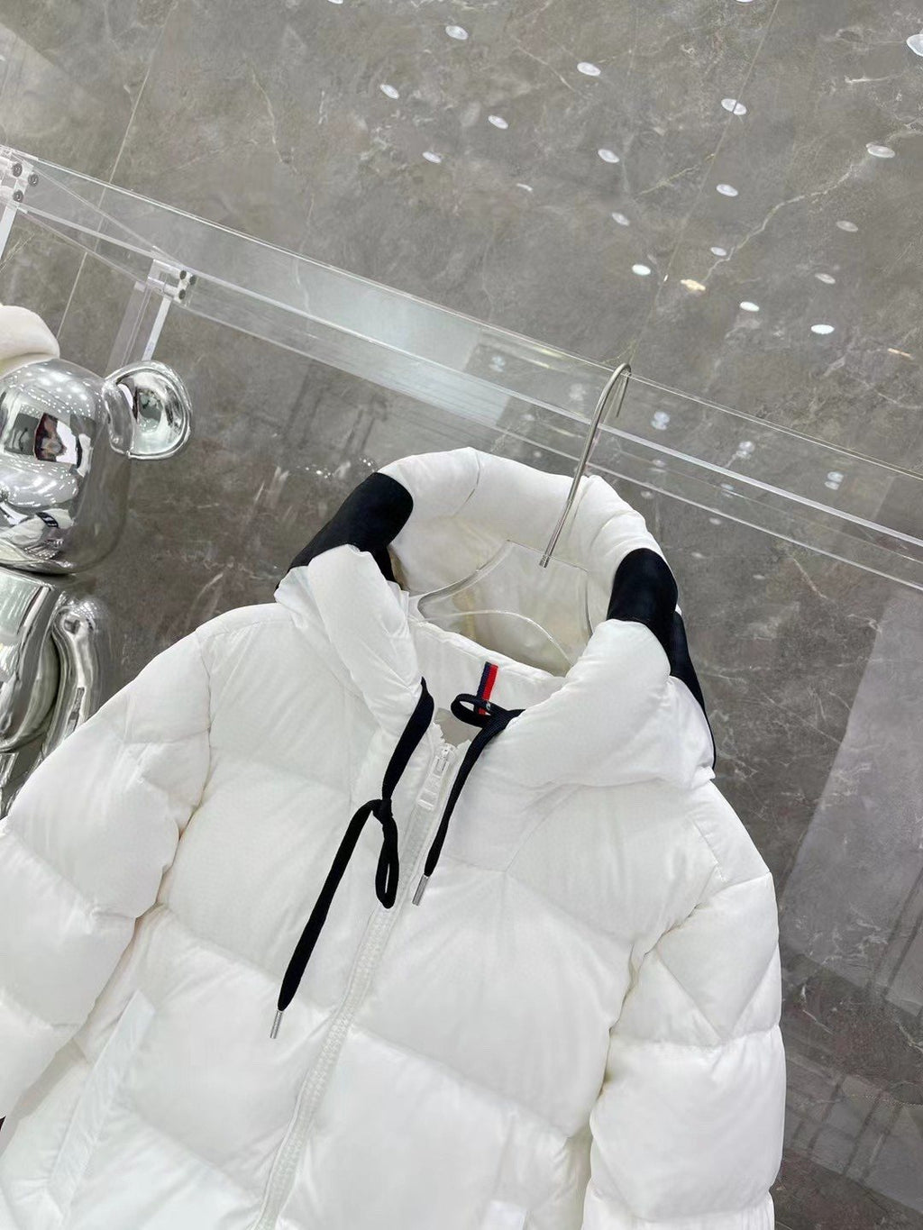 Moncler Hood-Print Hooded Puffer Coat — front