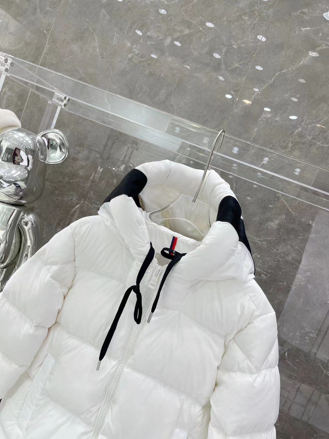 Moncler Hood-Print Hooded Puffer Coat — front