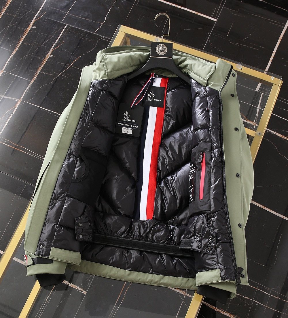 Moncler Hooded Utility Puffer Coat — detail
