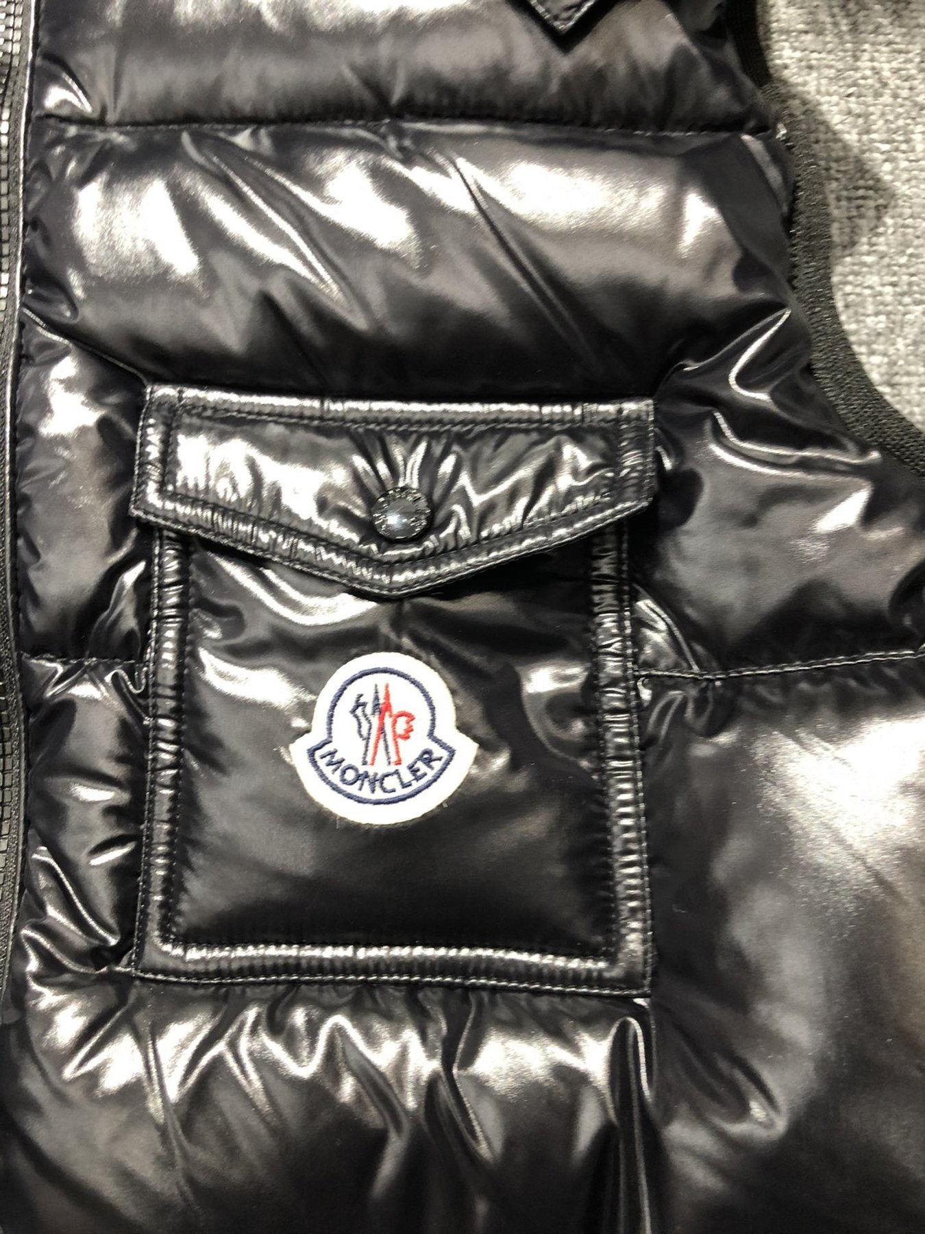 Moncler Fur-Trim Hooded Down Vest — detail