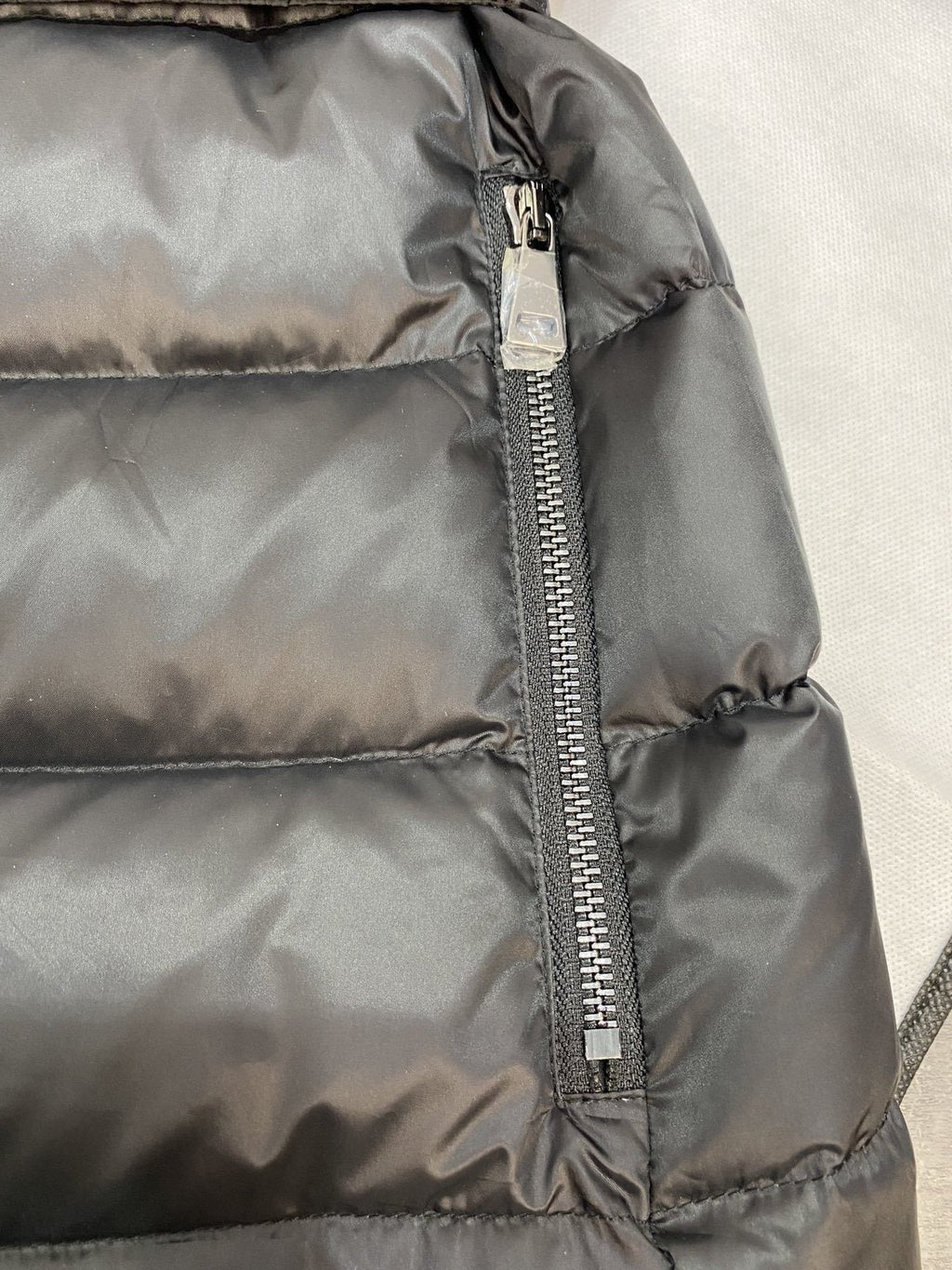 Moncler Fur-Trim Hood Belted Short Down Coat — detail
