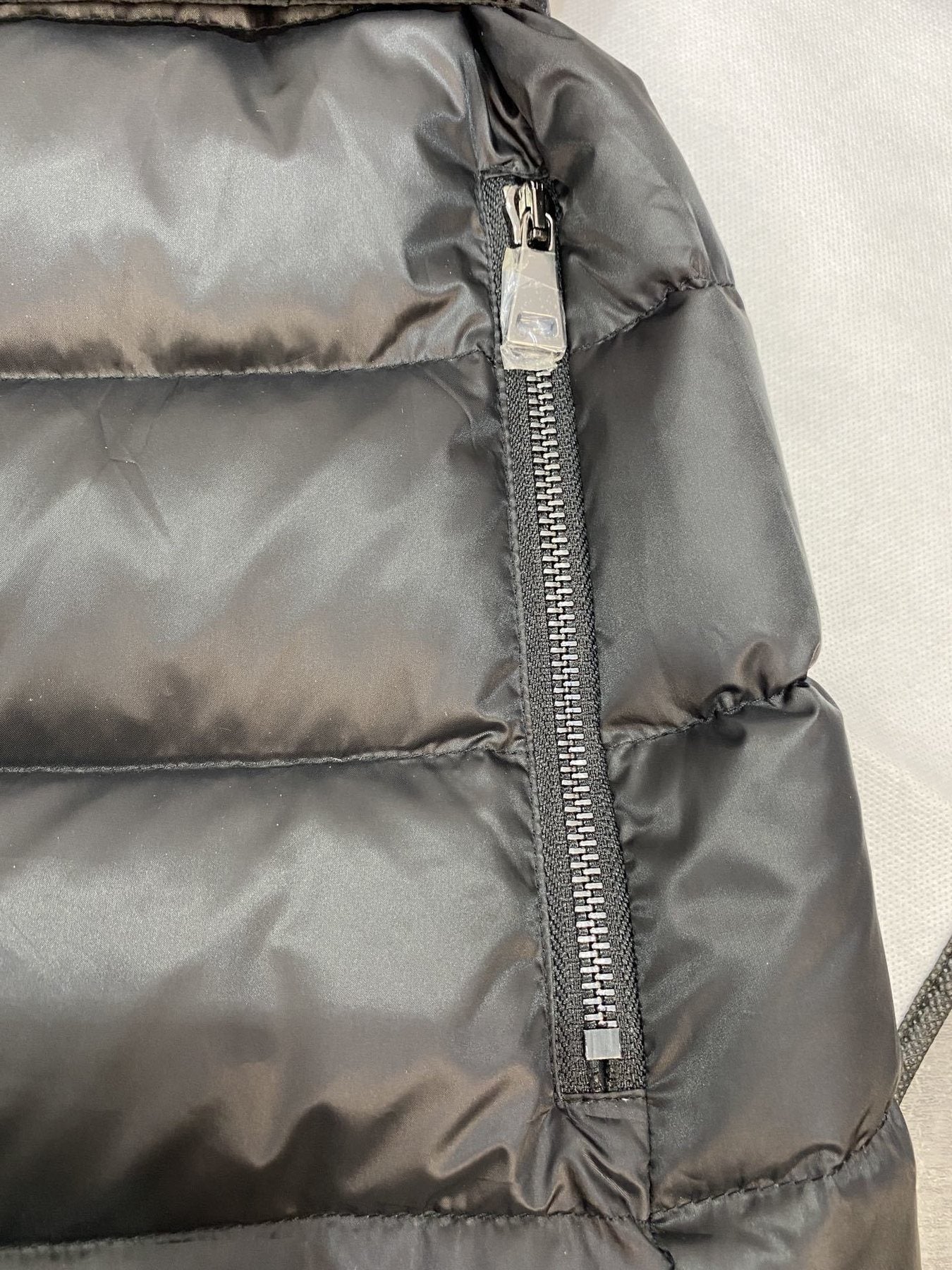 Moncler Fur-Trim Hood Belted Short Down Coat — detail