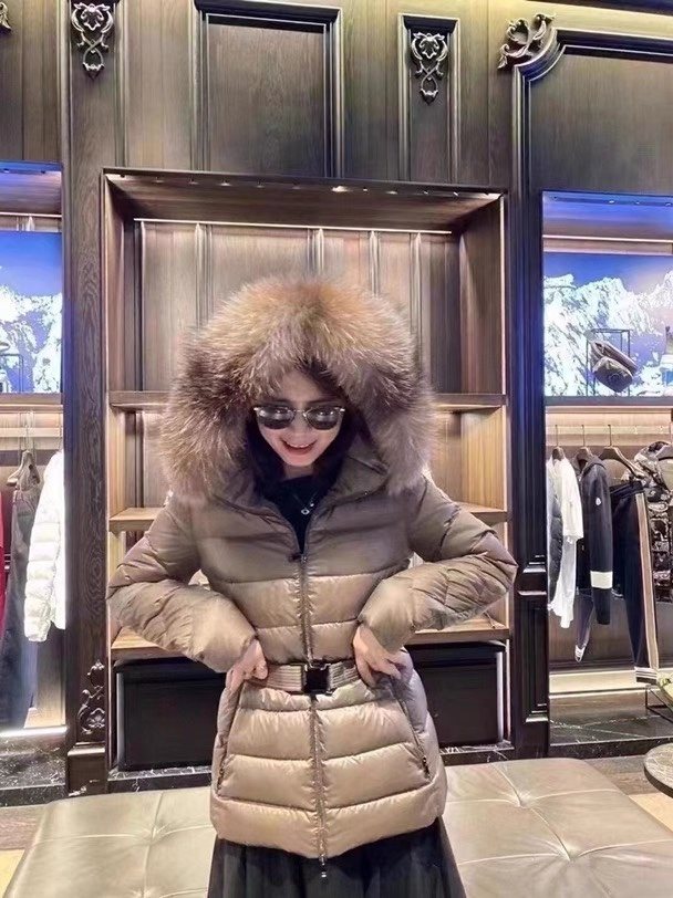Moncler Fur-Trim Hood Belted Short Down Coat — context