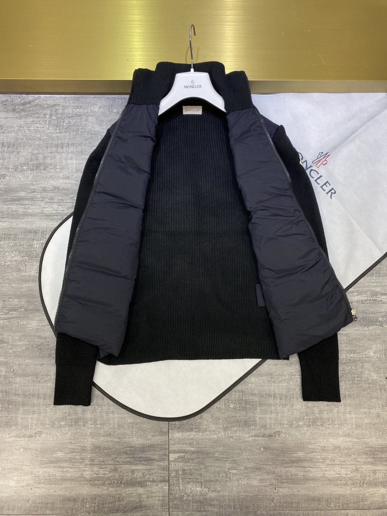 Moncler Knit-Sleeve Quilted Down Jacket — detail
