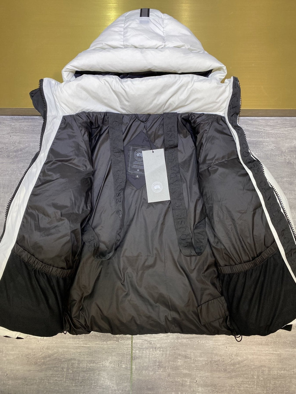 Canada Goose Light Grey Hooded Puffer Jacket — detail
