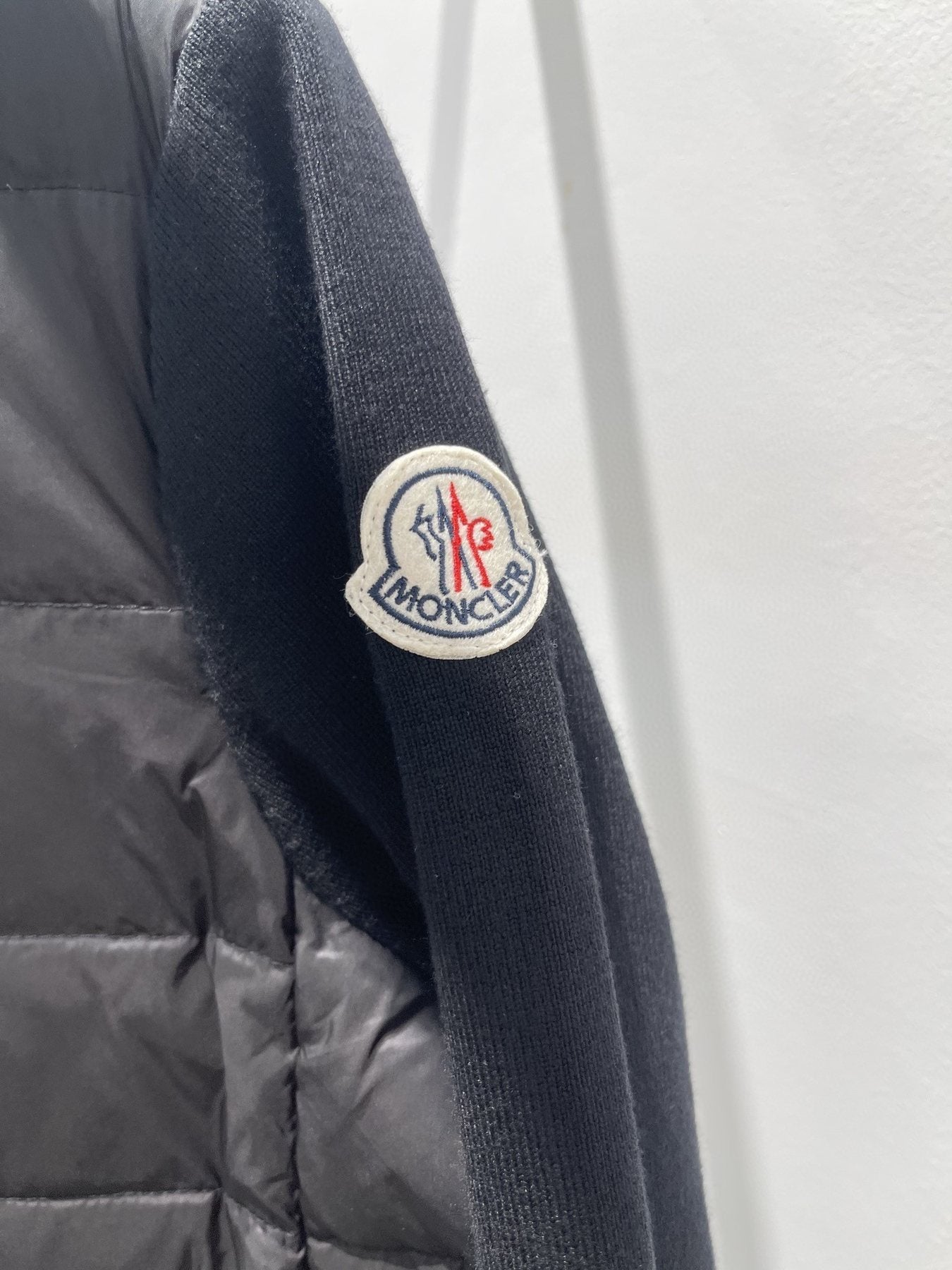 Moncler Quilted Knit-Sleeve Down Jacket — detail