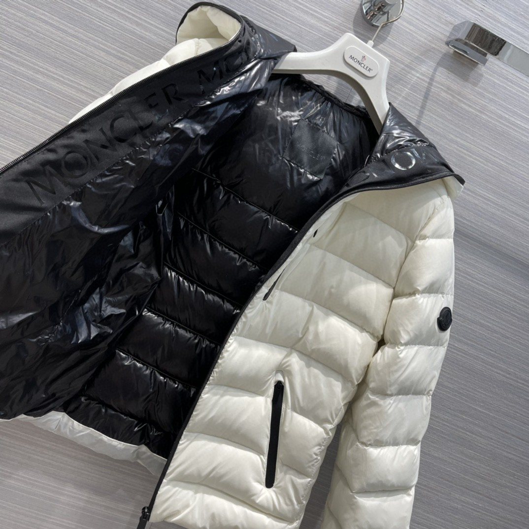 Moncler Women's Reversible Hooded Letter Graphic Puffer Coat — detail