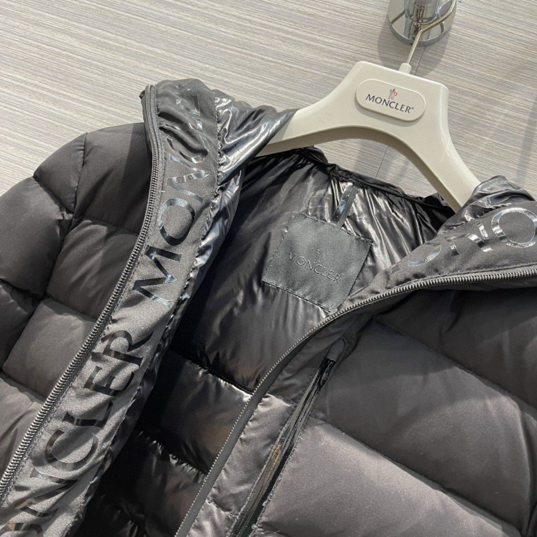 Moncler Women's Reversible Hooded Letter Graphic Puffer Coat — detail