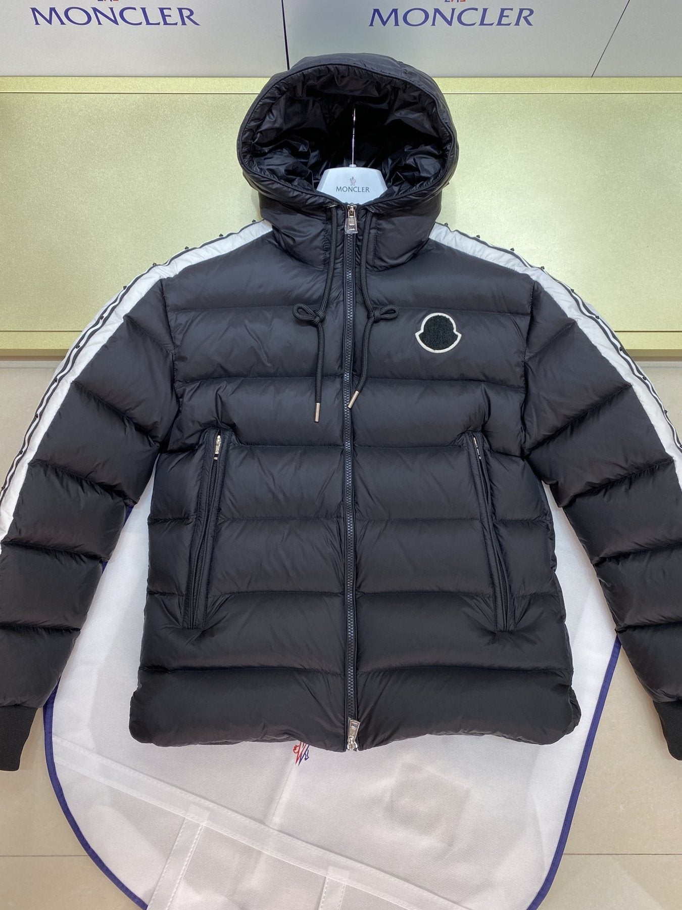 Moncler Hooded Striped-Sleeve Puffer Coat — front