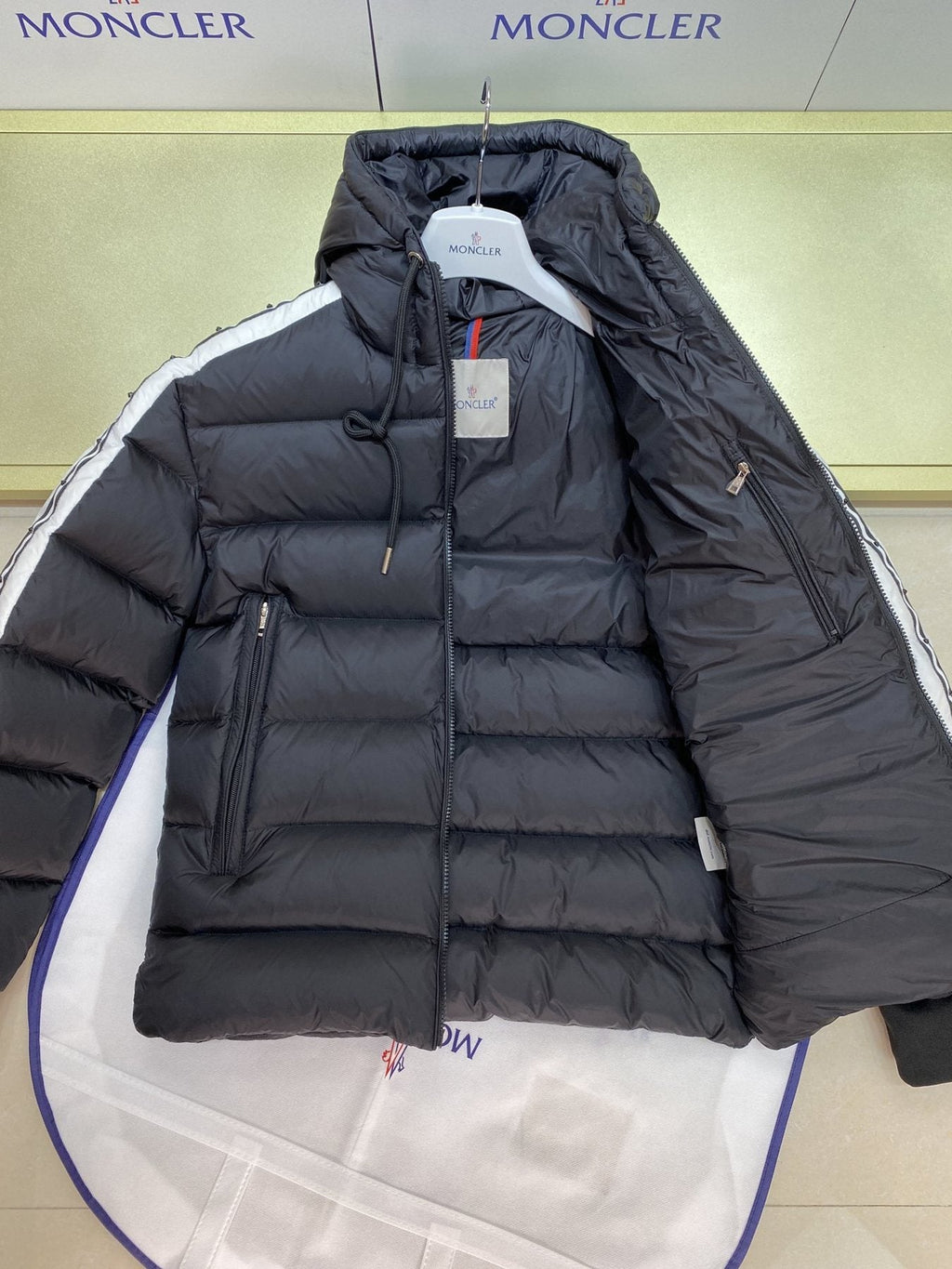 Moncler Hooded Striped-Sleeve Puffer Coat — detail