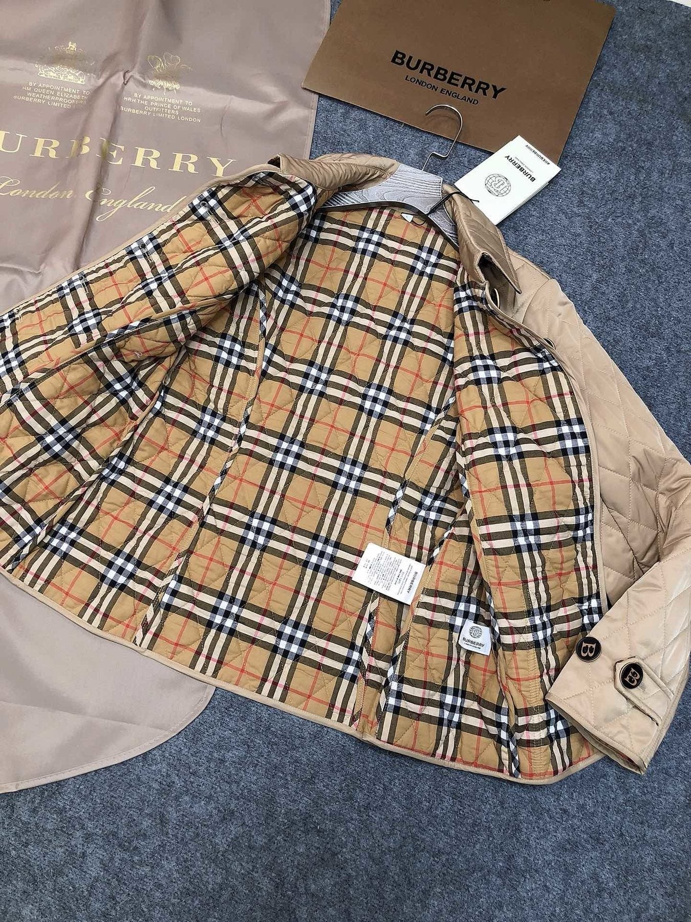 Burberry Diamond-Quilted Button-Front Jacket — detail