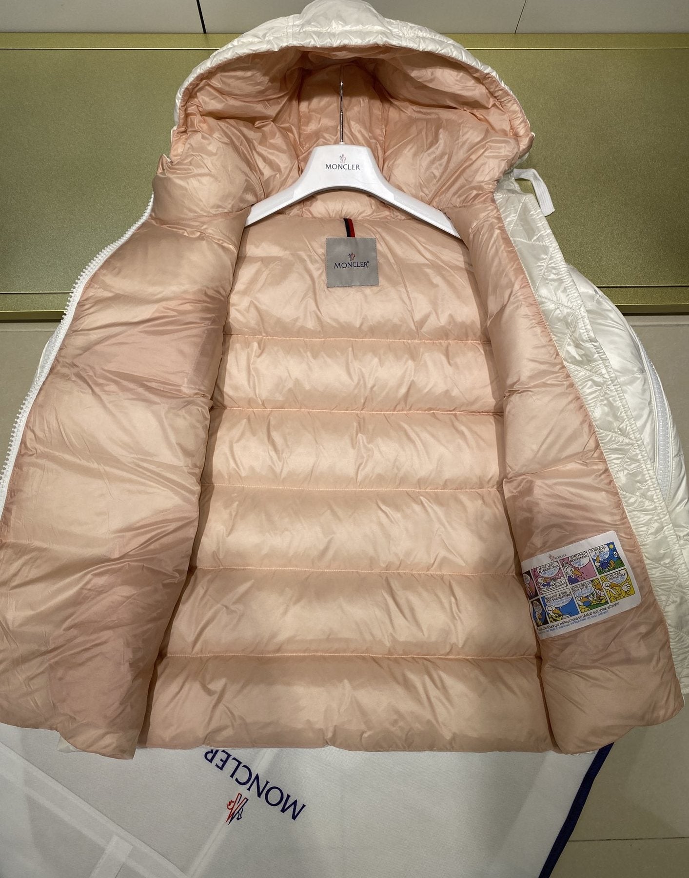 Moncler Reversible Hooded Puffer Coat — detail
