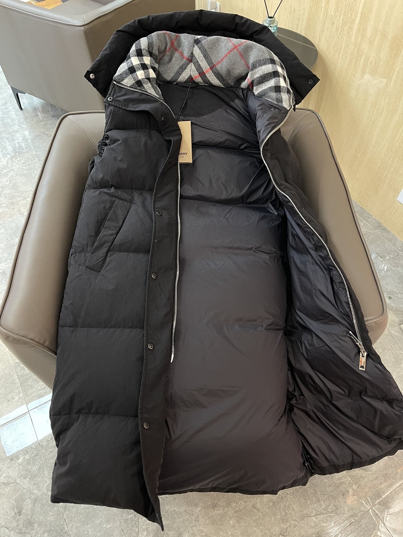 Burberry Hooded Long Down Vest — detail