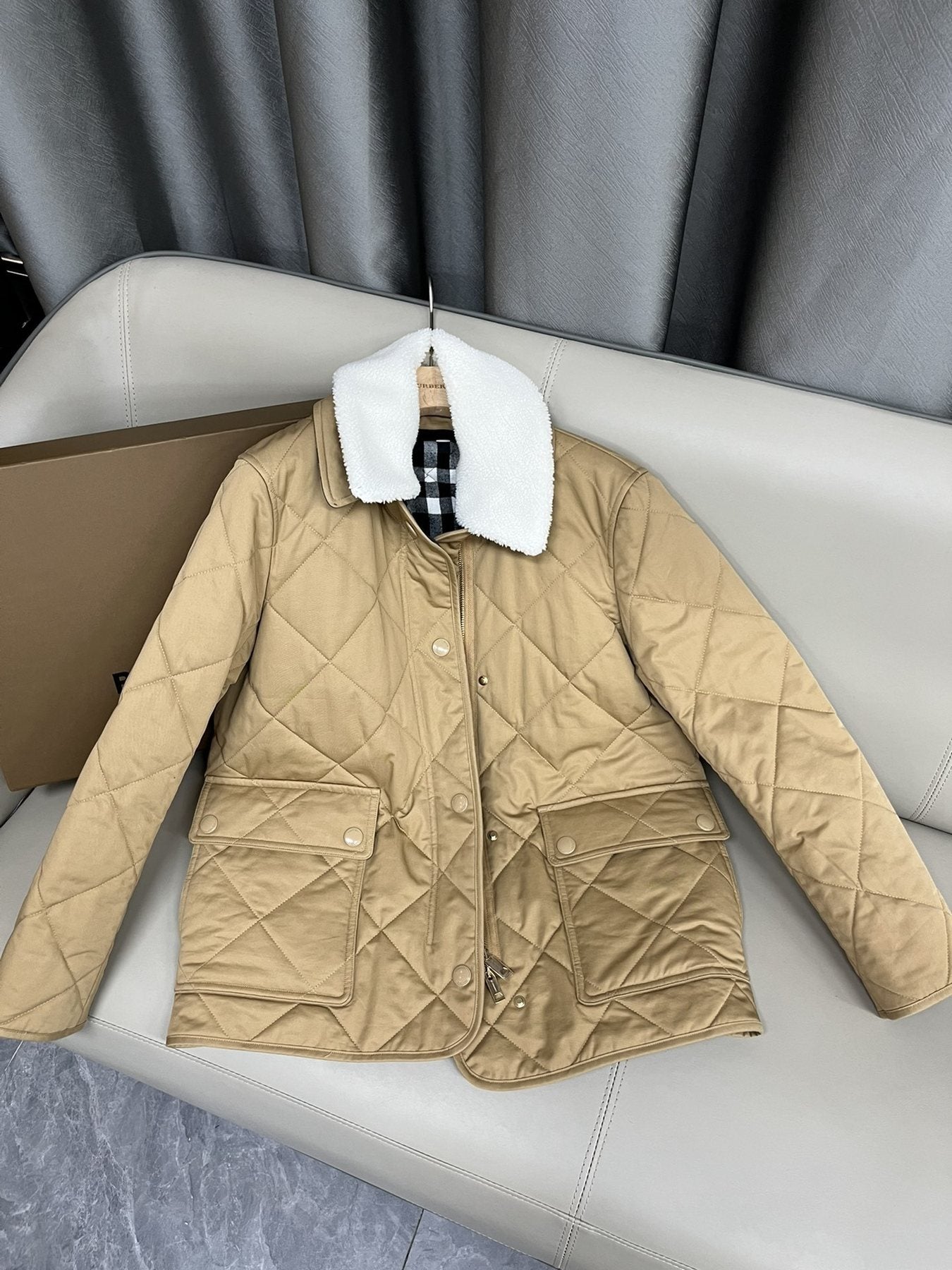 Burberry Diamond-Quilted Contrast-Collar Jacket — front
