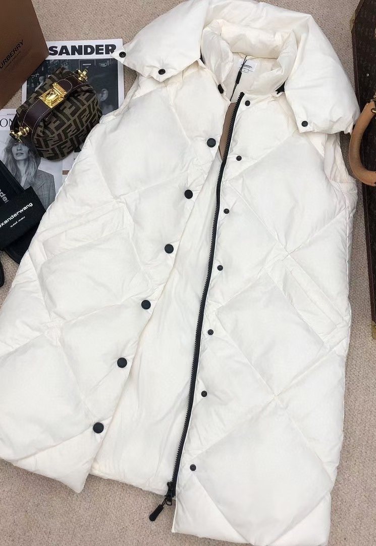 Burberry Long Diamond-Quilted Hooded Down Vest — front