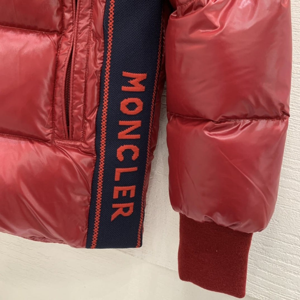 Moncler Color-Block Hooded Short Down Coat — detail