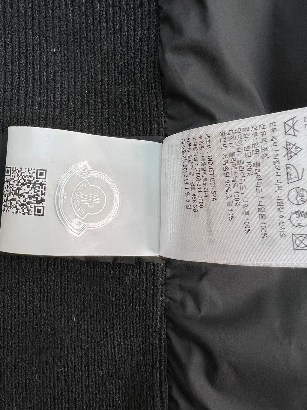 Moncler Knit Sleeve Down Jacket — fabric_closeup