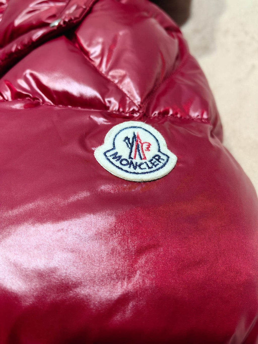 Moncler Glossy Knit-Panel Short Down Coat — detail