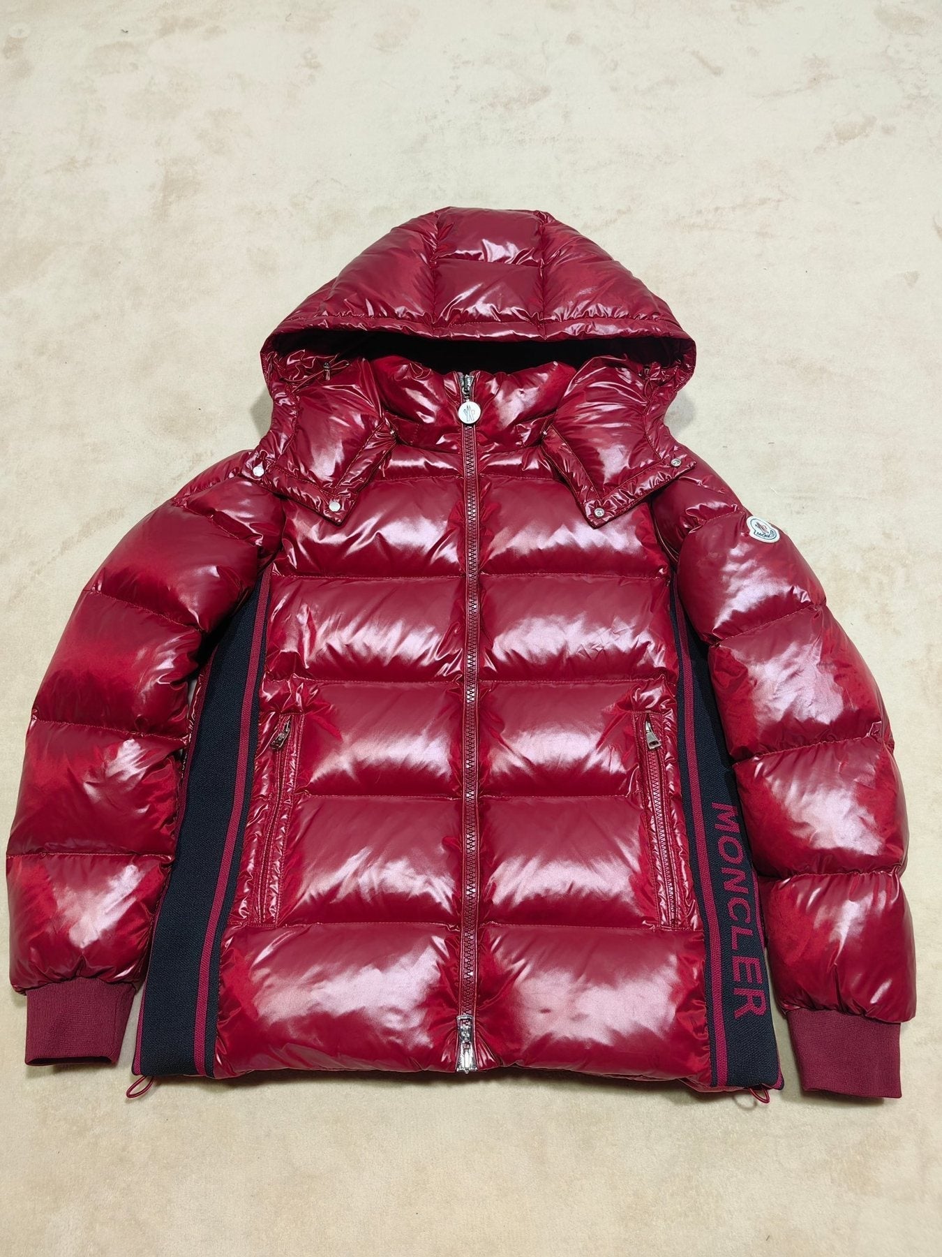Moncler Glossy Knit-Panel Short Down Coat — front