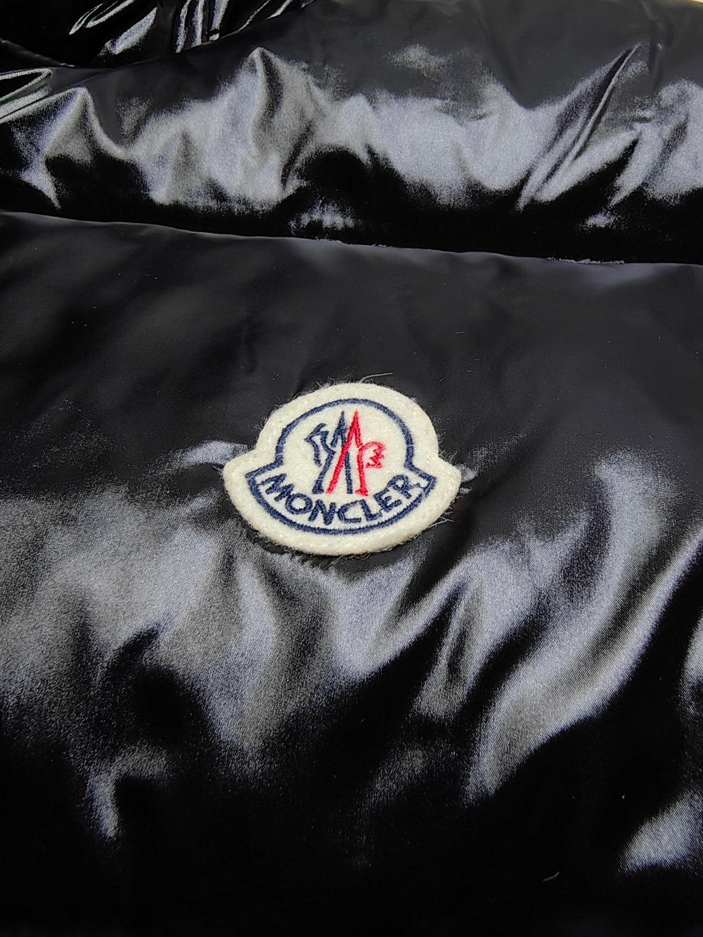 Moncler Men's Hooded Striped-Sleeve Puffer Coat — detail