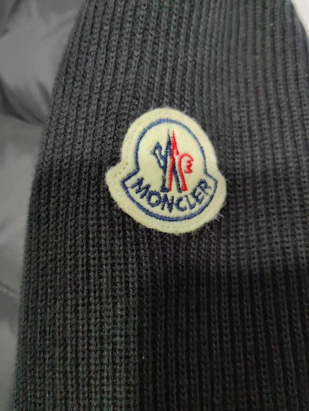 Moncler Quilted Knit-Sleeve Hooded Jacket — detail