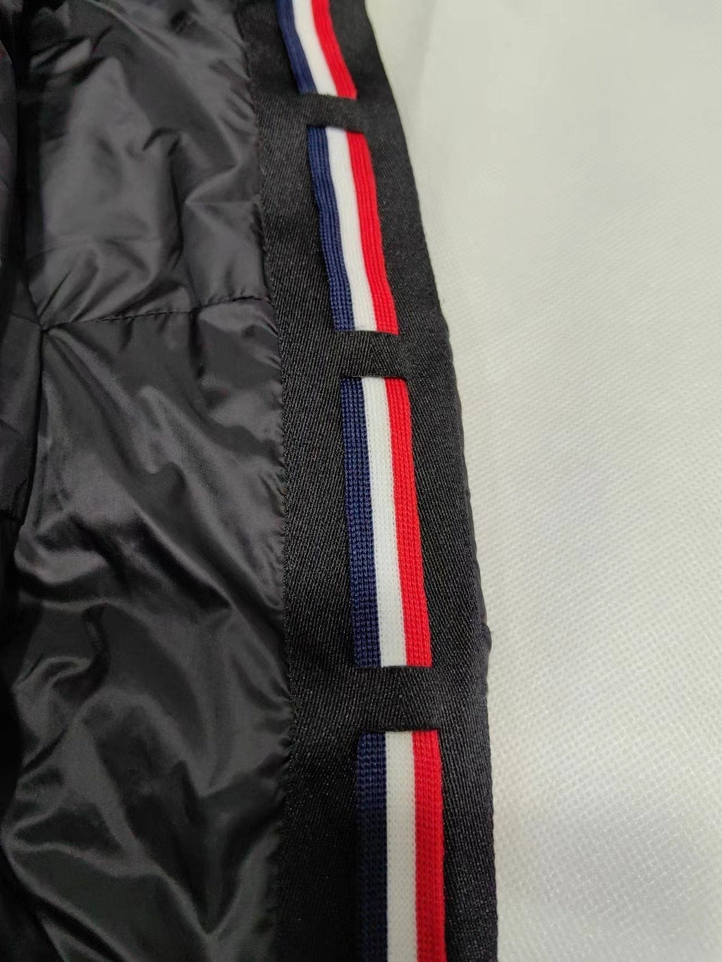 Moncler Quilted Knit-Sleeve Hooded Jacket — detail