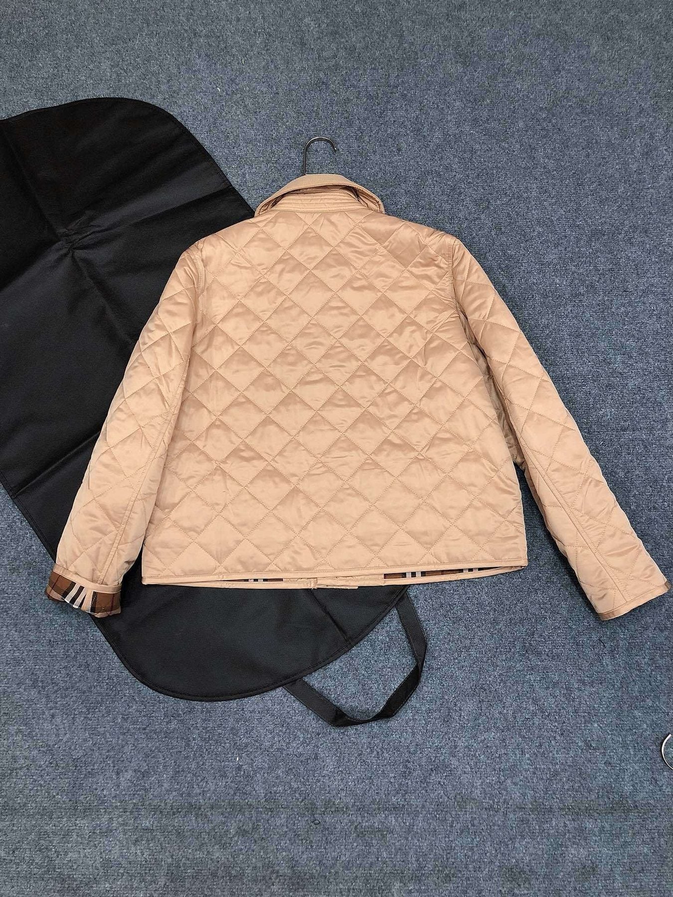 Burberry Corduroy-Collar Diamond-Quilted Jacket — back