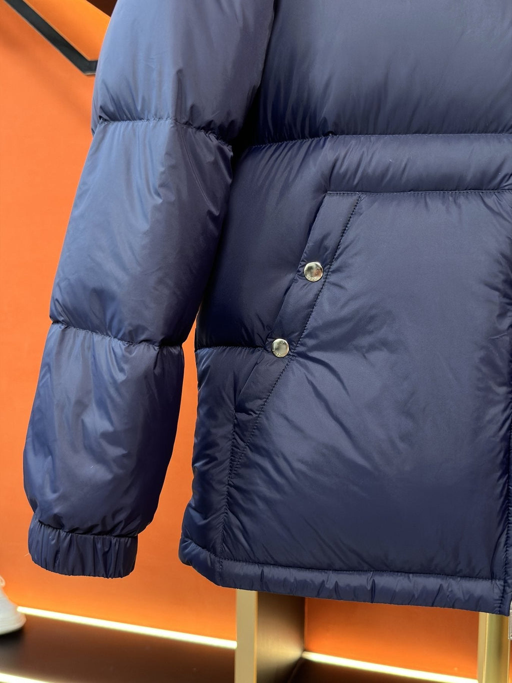 GUCCI Hooded Web Stripe Puffer Jacket — detail