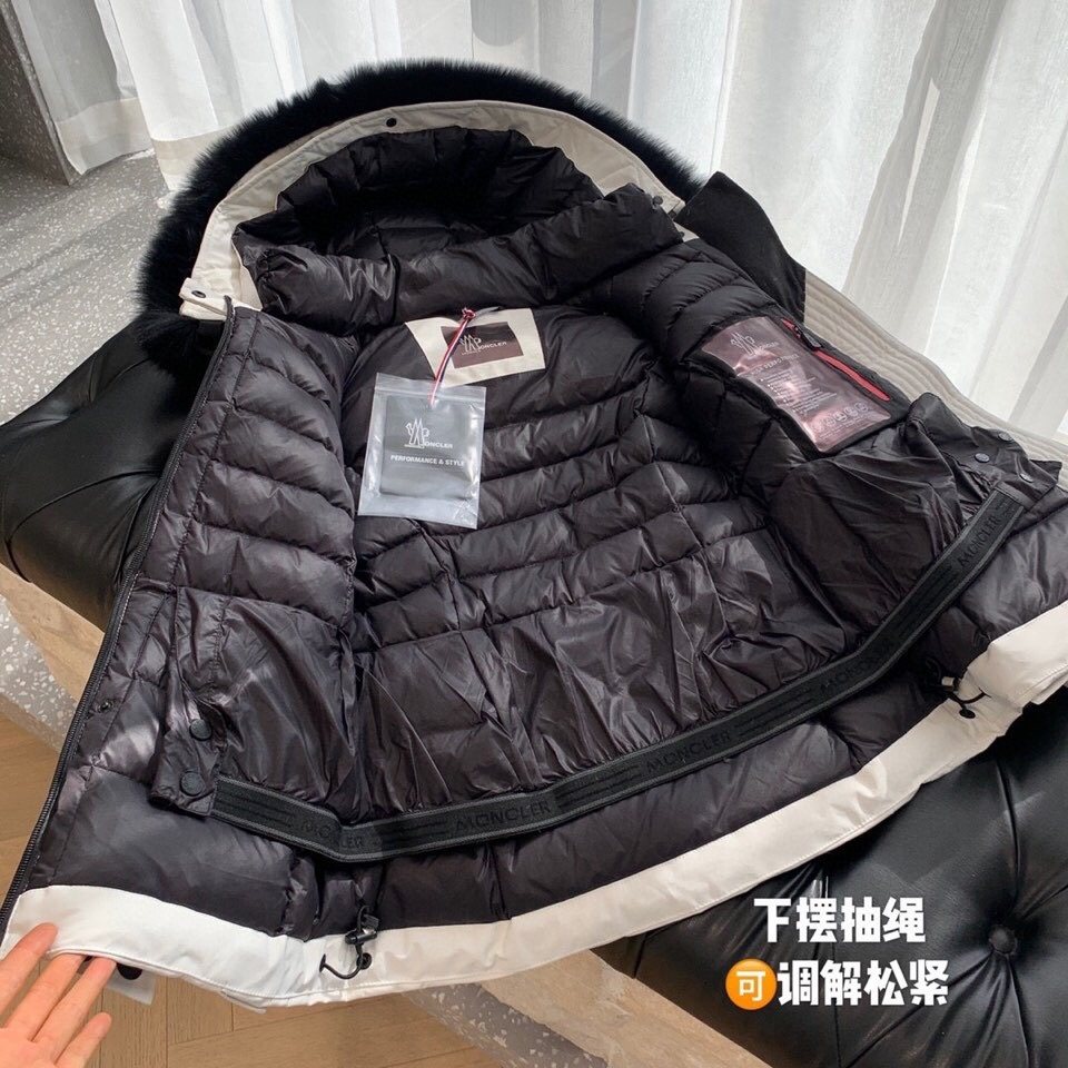 Moncler Women's Fur-Trim Hood Belted Puffer Coat — hang_tag