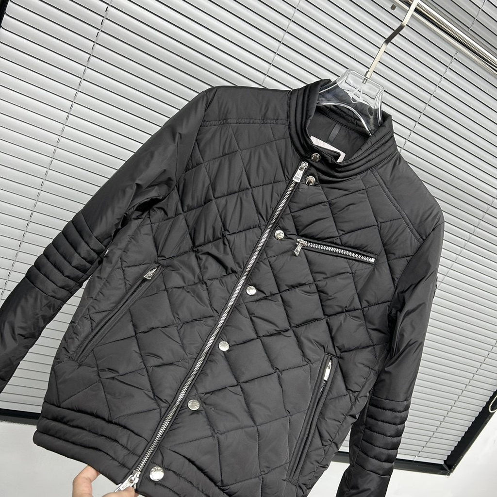 Moncler Diamond-Quilted Zip Coat — detail