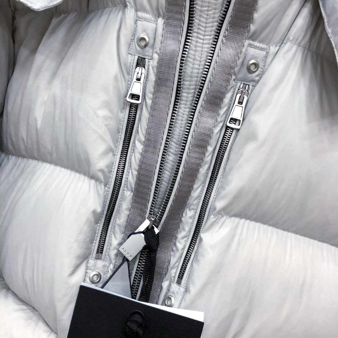 Moncler Hooded Quilted Puffer Coat — hang_tag