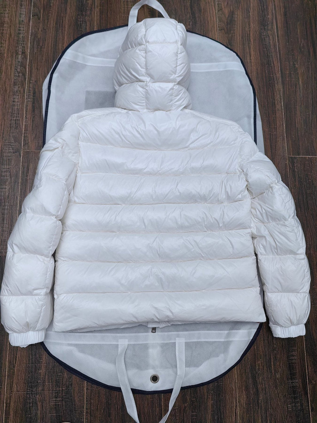 Moncler Hooded Contrast-Trim Short Puffer Coat — back