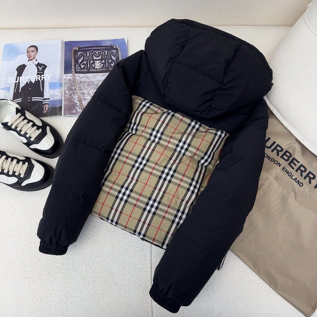 Burberry Checked-Panel Hooded Puffer Jacket — detail