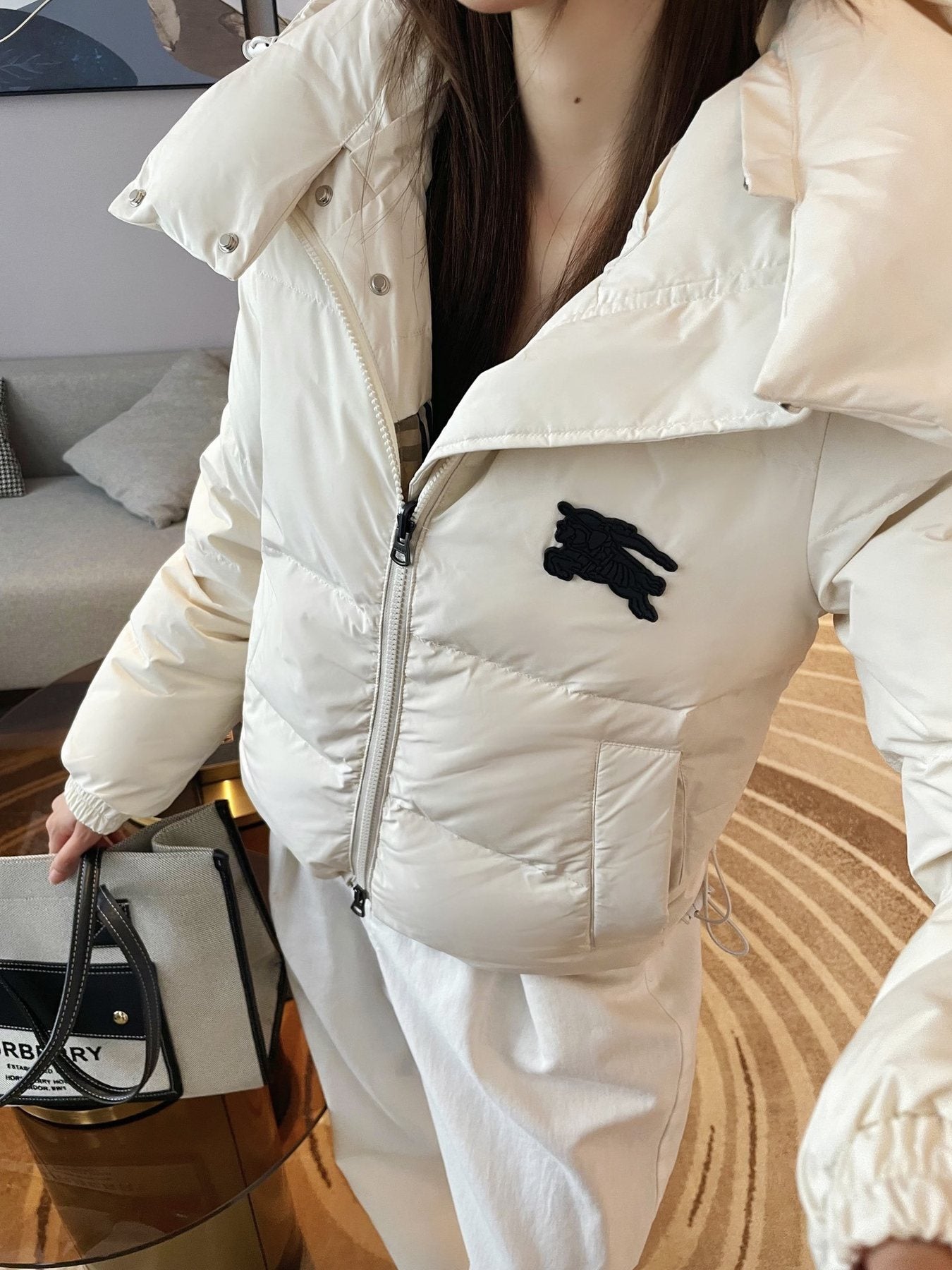Burberry Checked-Panel Hooded Puffer Jacket — detail