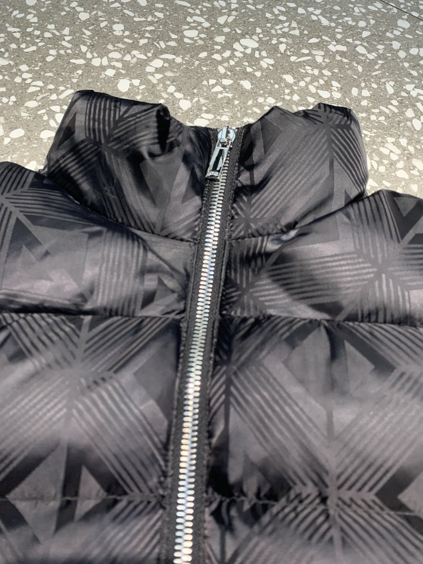 Dior Geometric-Pattern Short Down Jacket — fabric_closeup
