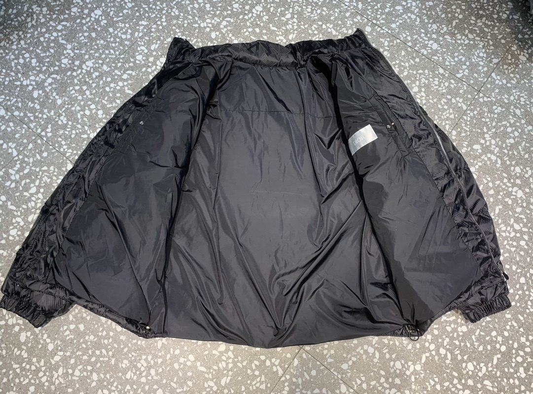 Dior Geometric-Pattern Short Down Jacket — detail