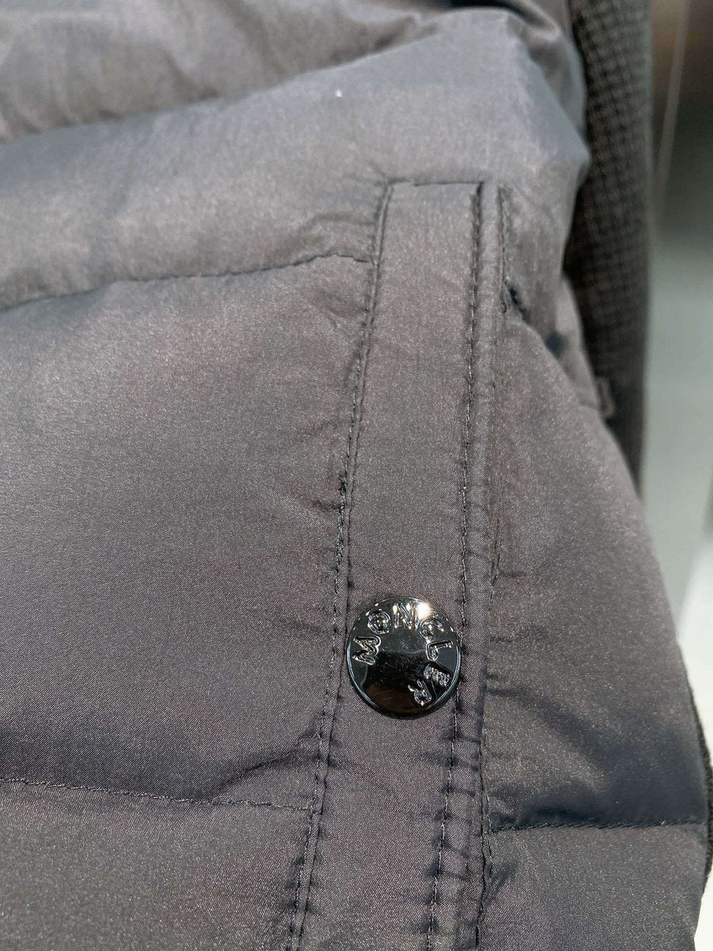 Moncler Quilted Front Knit Sleeve Zip Jacket — detail