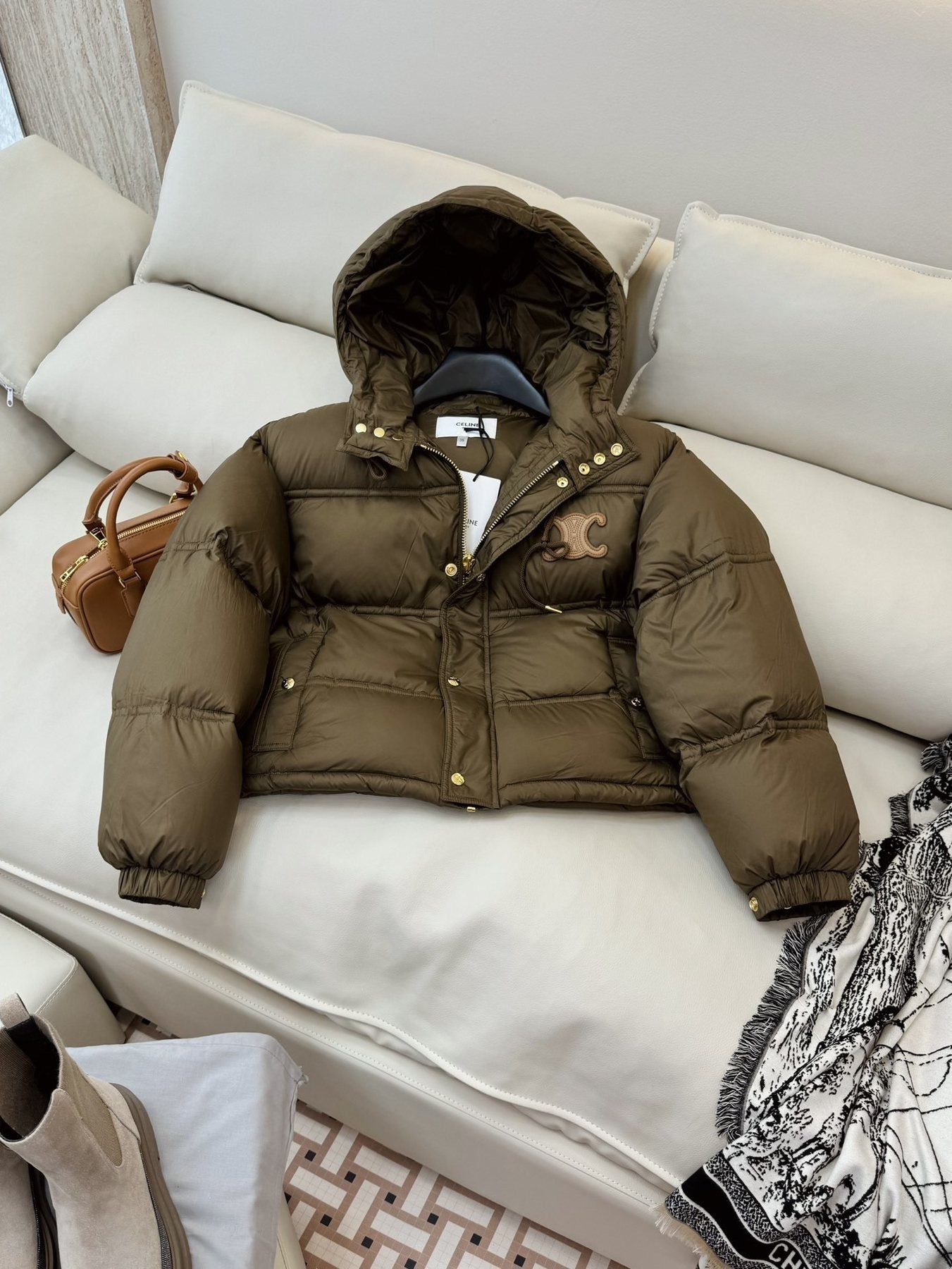 CEL*NE Down Coat Cropped Hooded Puffer Coat — detail