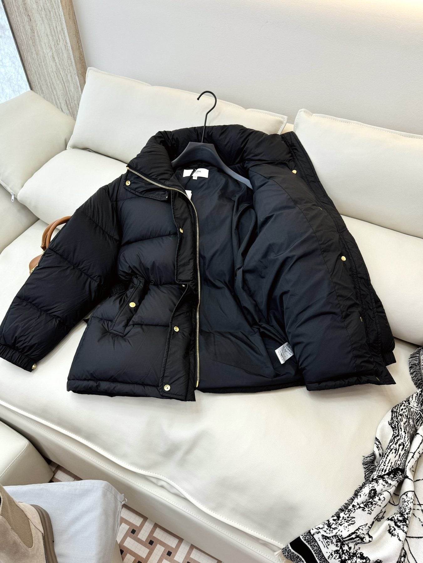 CEL*NE Down Coat Belted Puffer Coat — detail