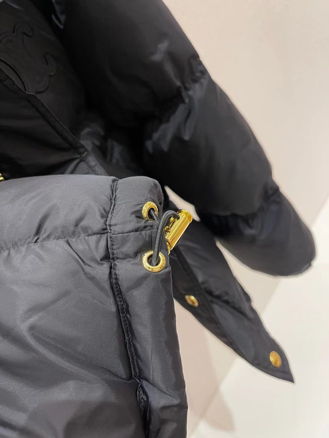 CEL*NE Down Coat Black Cropped Quilted Puffer Coat — detail