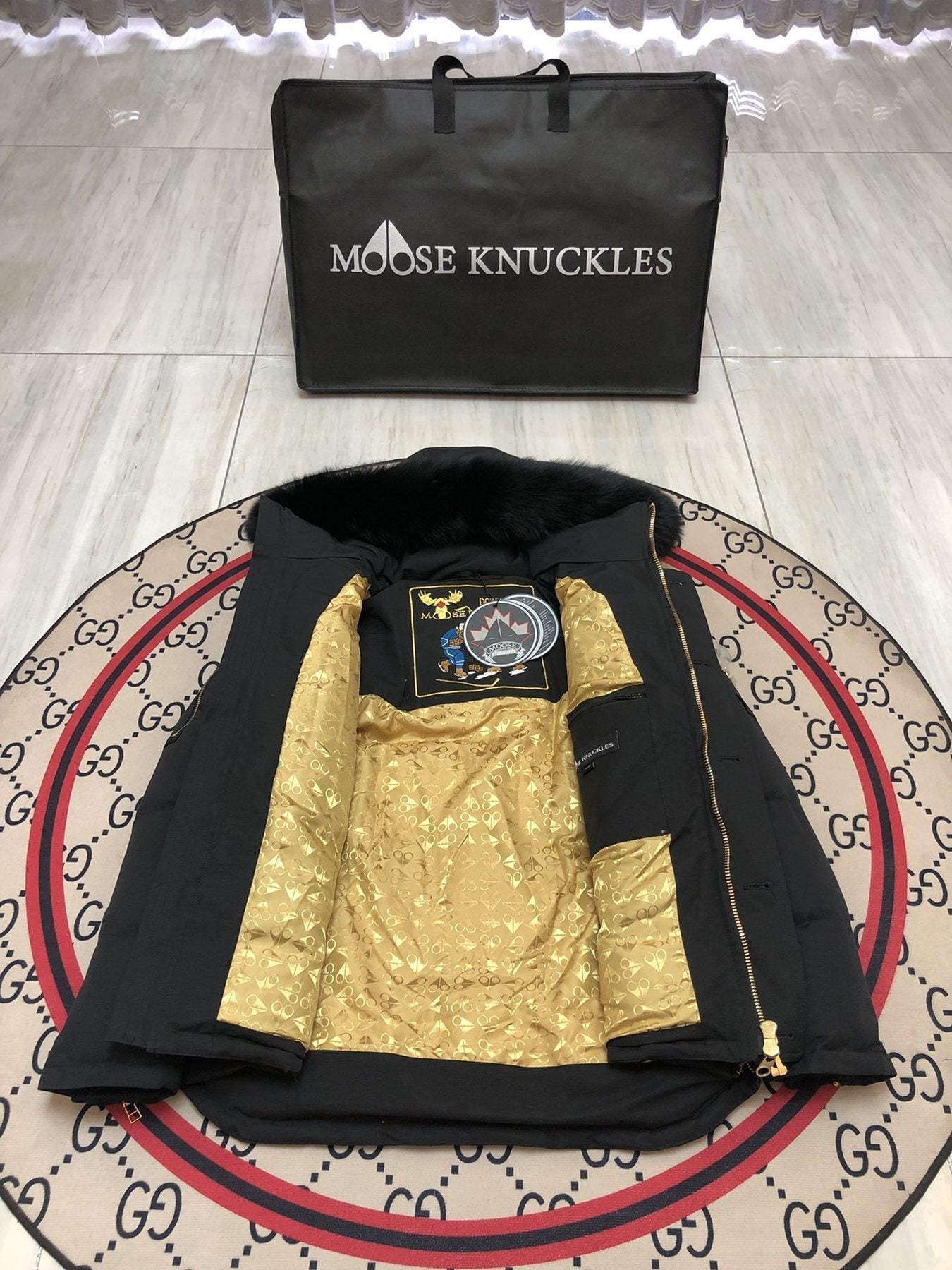 Moose Knuckles Fur-Trim Hooded Puffer Jacket — detail