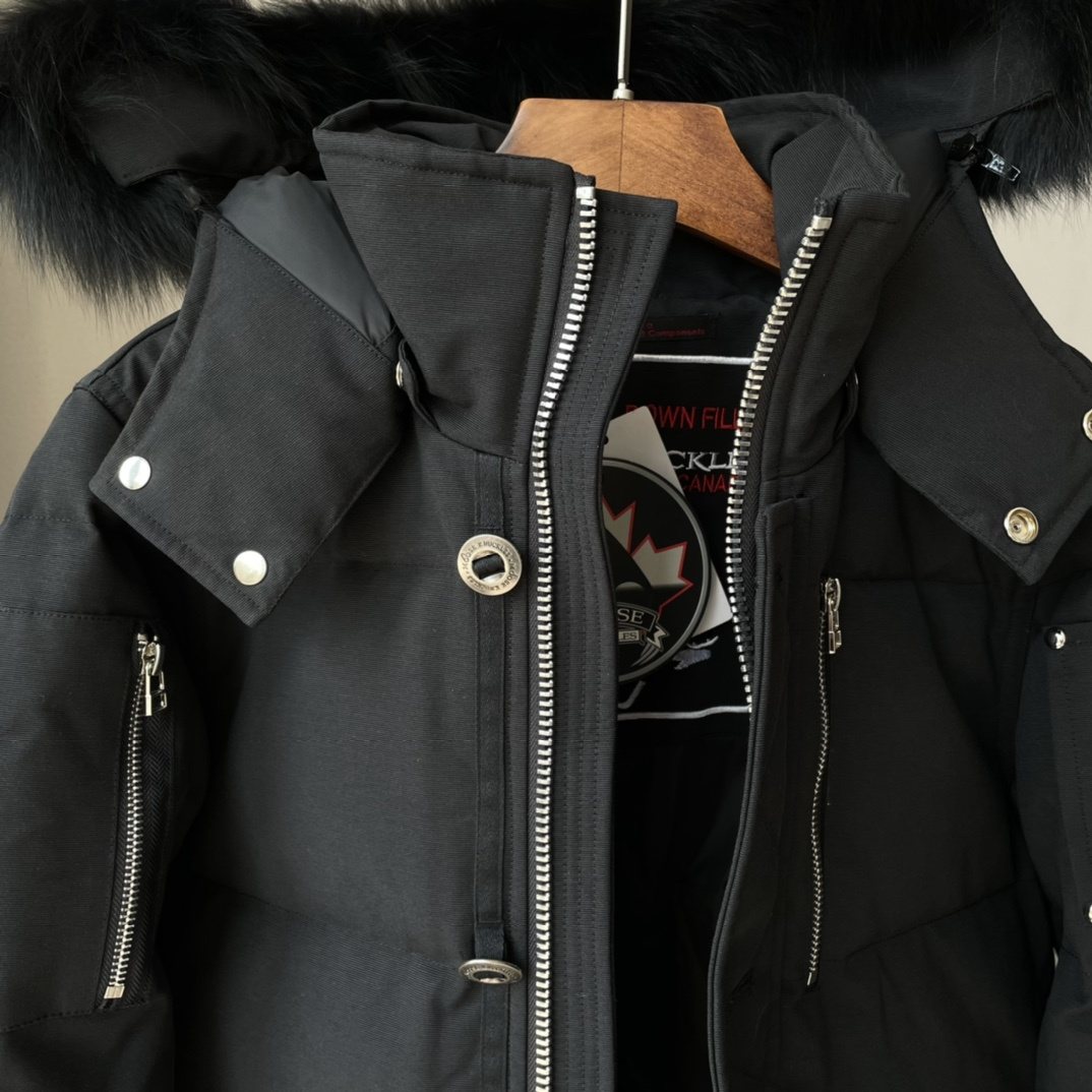 Moose Knuckles Fur-Trim Hooded Puffer Jacket — detail