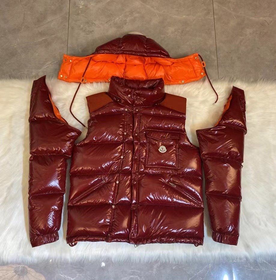 Moncler Glossy Convertible Puffer Coat — detail