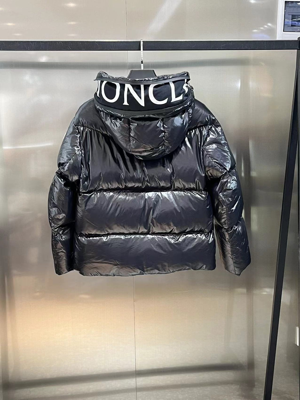 Womem Moncler coat Women's Glossy Hooded Puffer Jacket — detail