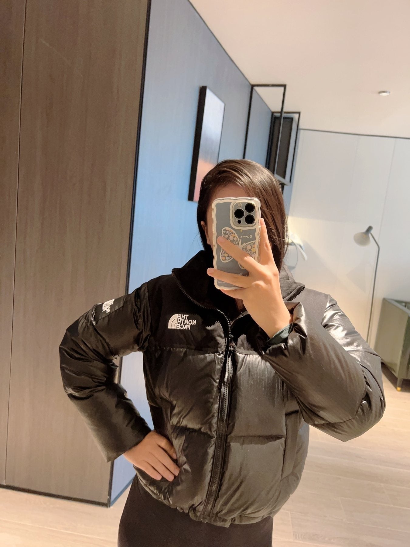 The North Face Women's Cropped Quilted Puffer Jacket — context