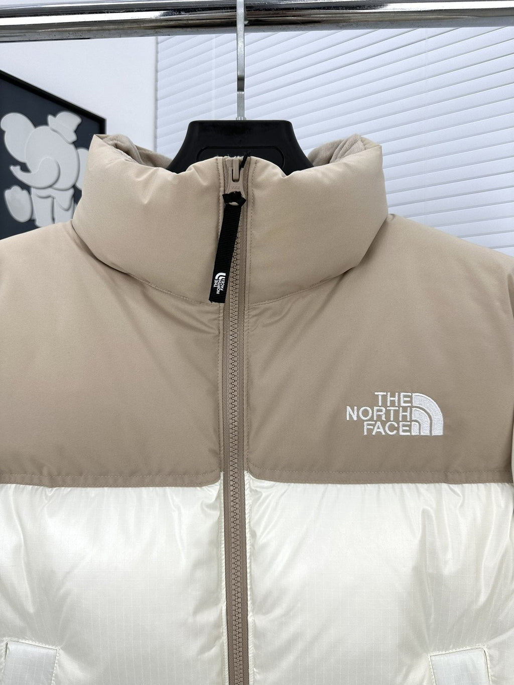 The North Face Women's Cropped Quilted Puffer Jacket — detail