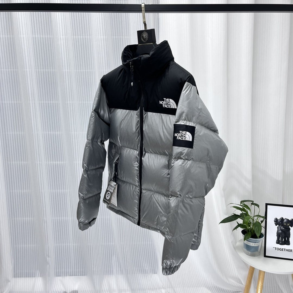 The North Face Color-Block Quilted Puffer Jacket — front